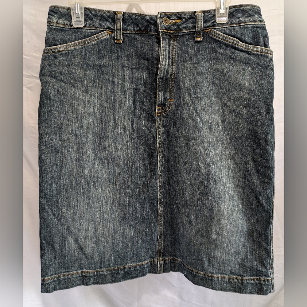 Denver Hayes Blue Denim Jean Skirt Med Wash Sz. 10